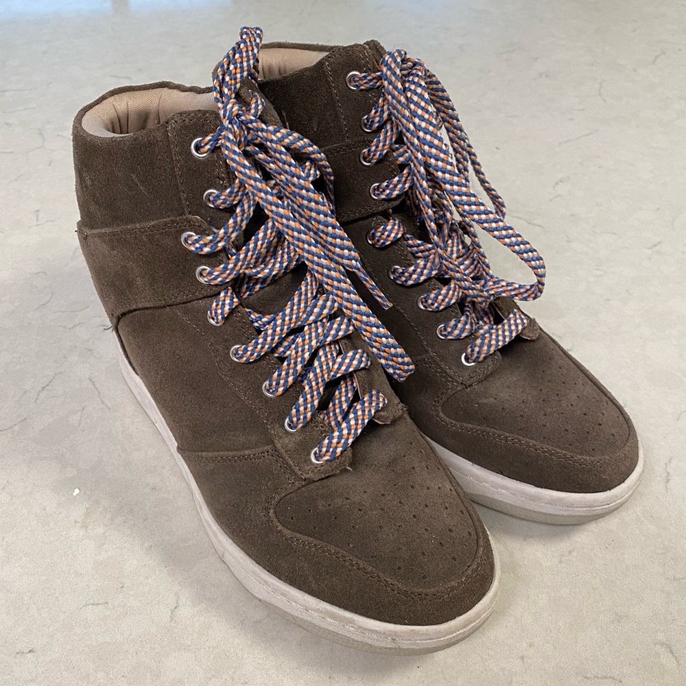 Steve Madden Wedge Sneakers Women’s Size 9.5